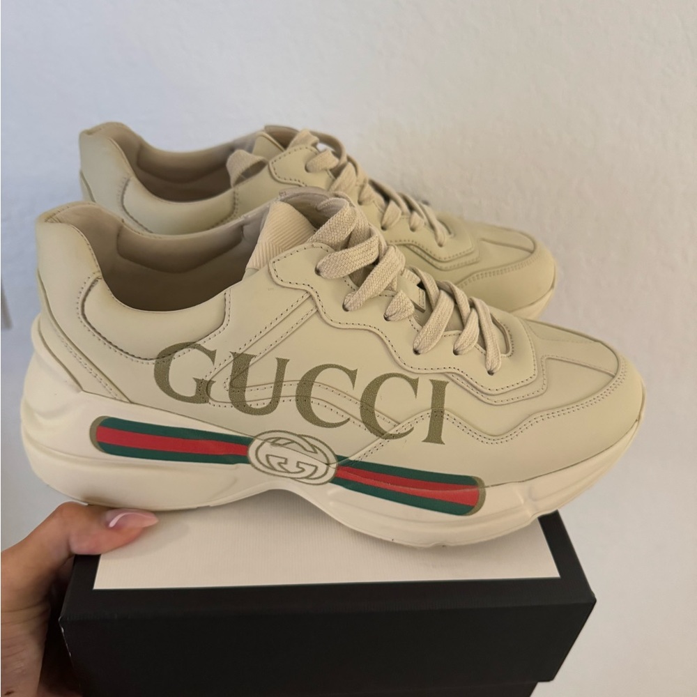 Authentic Gucci Cream Leather Rhyton Sneakers with Green and Red Web